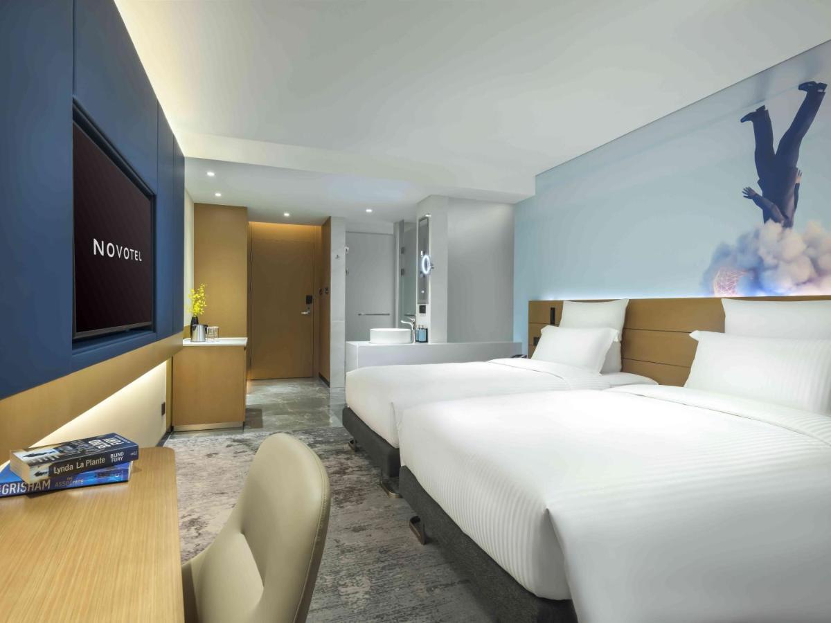 Novotel Guangzhou Baiyun Airport - Canton Fair Free Shuttle Bus & Official Registration Agency Exteriör bild