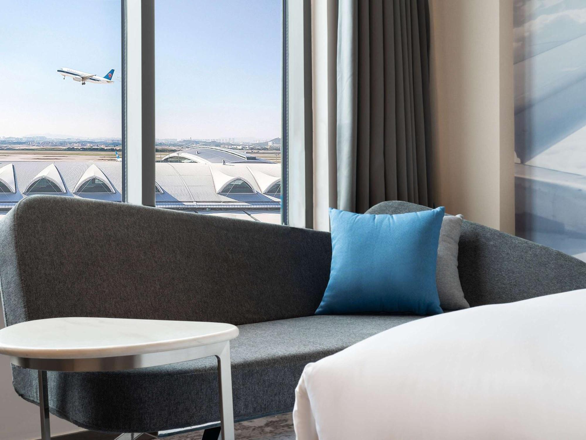 Novotel Guangzhou Baiyun Airport - Canton Fair Free Shuttle Bus & Official Registration Agency Exteriör bild